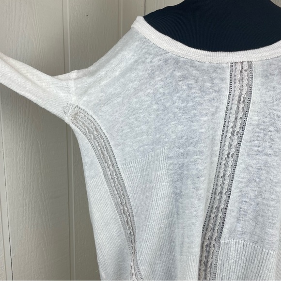 Free People Gauze Lace Inlet Hi-Low Long Sleeve Blouse Size Large - Picture 5 of 10